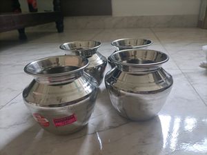 Steel mondha Vessel/ Chamboo Water Pot Small