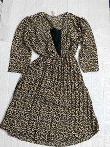 Tranding glamorous dress| tiger print women toppe