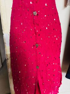Vibrant Pink Embroidered Kurta