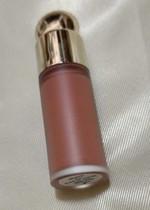 Rare Beauty Liquid Blush Shade: WORTH