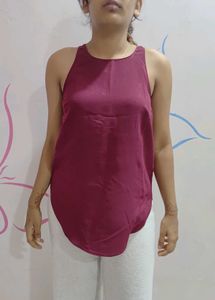 Chic Burgundy Sleeveless Top