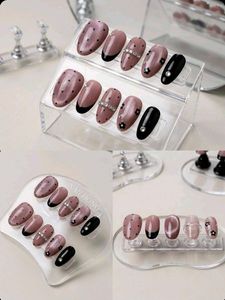 Chic Press-On Nails Set