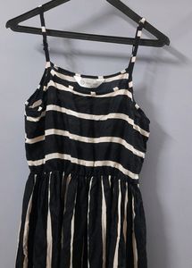 Sleeveless Long Kurti 🤍(bargain If U Want Any Combo)