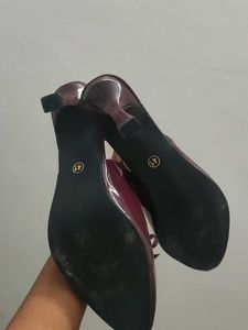 Stylish Burgundy Patent Slingback Heels