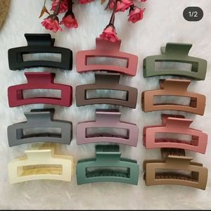 Multicolour Hair Clutchers   Pack Of 2