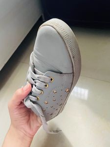 Casual Shoe