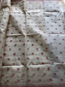 Off White Printed Saree(Women’s)