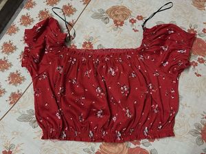 H&amp;M Red Floral Crop Top