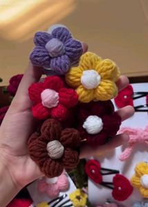 Cute Crochet Flower Hair Clips (2)
