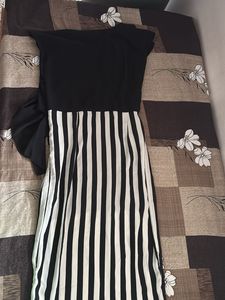 Chic Black &amp; White Striped Dress
