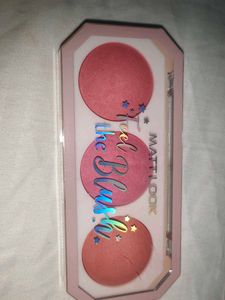 Matt Look Feel the Blush Palette