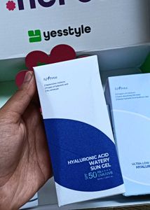 Isntree Hyaluronic Acid Skincare Set