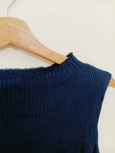 Sleeveless Black Knit Top