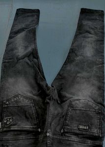 Men's Distressed Blue Denim Jeans