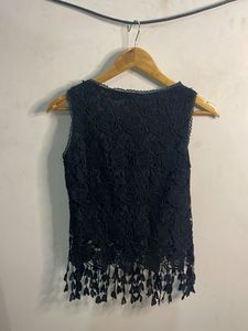 Elegant Black Lace Sleeveless Top