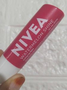 Nivea watermelon shine 🍉 caring lip balm