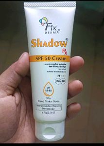 Fix Derma Shadow SPF 50 Cream Sunscreen