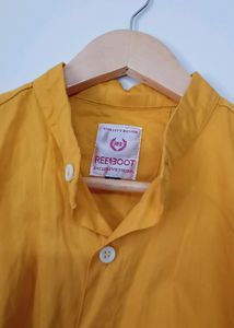 Reeboot Yellow Button Down