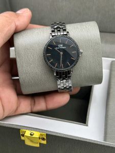 Daniel Wellington Ladies WatchFirst Copy
