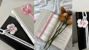 Book Marker🏷