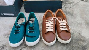 AJIO Teal Canvas Sneakers - Casual Comfort