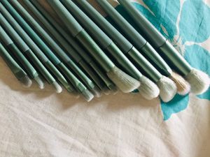 Unused Professional Makeup Brush Set of 13😍