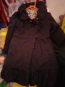 Chic Black Ruffled Jacket