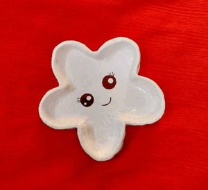 Kawai Flower 🌸Shaped Trinket Dish