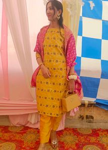 Banarsi Pant Kurti 3 Piece Suit