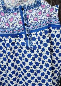 Comfortable Maxi Nightgown with Vibrant Print
