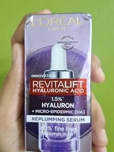 L'Oreal Revitalift Hyaluronic Acid Serum