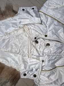 Stylish White Jacket with Detachable Fur Hood