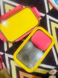 girlish tiffin box