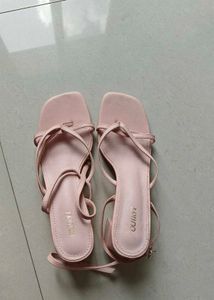 outryt Chic Pink Strappy Block Heel Sandals