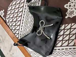 Chic Black Patent Bow Handbag