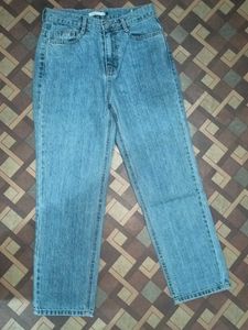 ⚡ ⚡ Flash Sale ⚡ ⚡: Light Wash Straight Leg Jeans