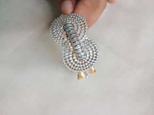 Elegant Gold & Diamond Bangle