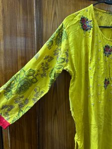 Elegant Yellow Embroidered Kurta