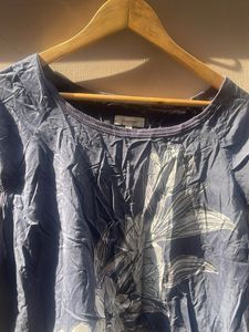 Stylish Blue Floral Print Top