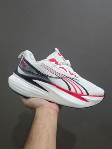 Puma Men's White Running Shoes