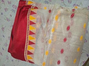 Elegant Cream &amp; Maroon Saree