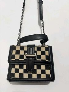 Chic Checkerboard Crossbody Bag
