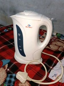 MOVING OUT SALE! Bajaj Electric Kettle 1200 wt 1L