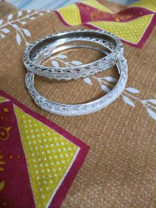 Elegant Silver Tone Bangles