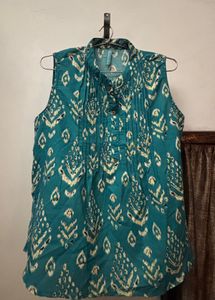 Teal Ikat Print Sleeveless Kurta