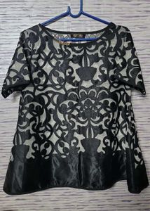 Elegant Black Embroidered Kurta
