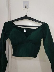 Stylish Green Long Sleeve Crop Top