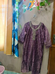 Elegant Purple Embroidered Kurti