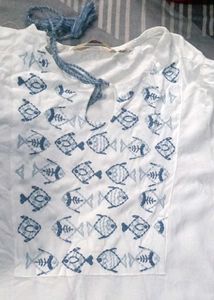 White Fish Print Tunic Top