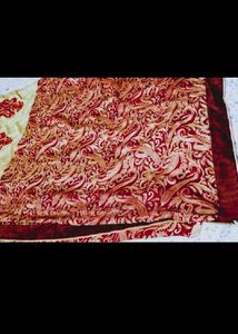 Elegant Red &amp; Gol satin silk saree